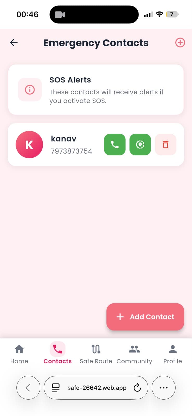 SafarSafe emergency contacts screen